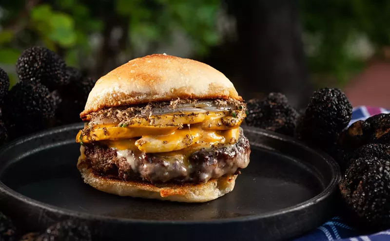 Image: Miami's Best Eats and Drinks This Week: Burgers, Beer, and Bees