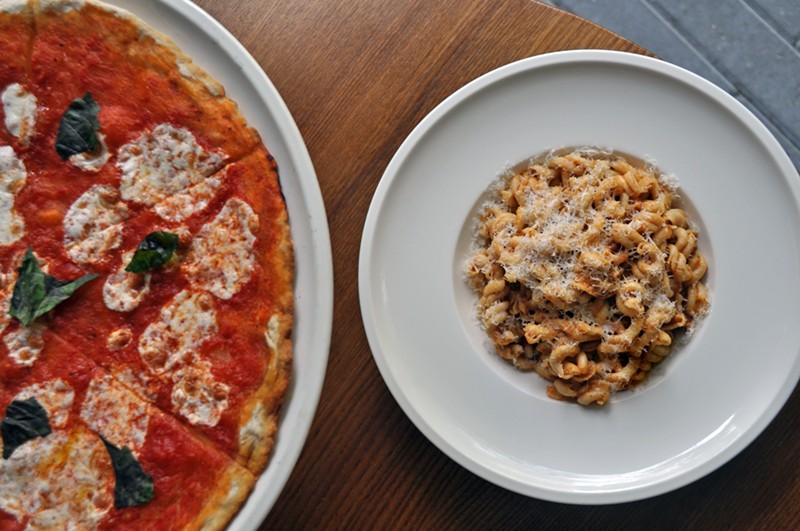 Opt for gluten-free pizza and pasta at Fi'lia.