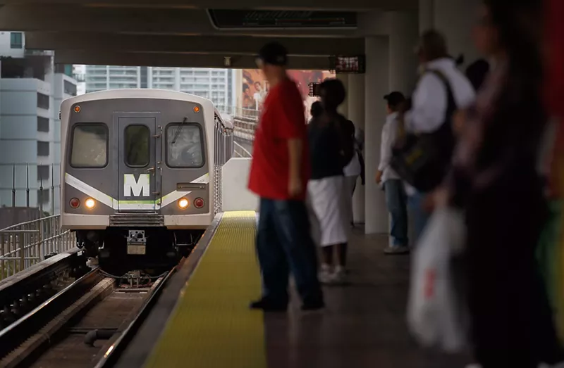 Image: Miami's Metrorail to nowhere.