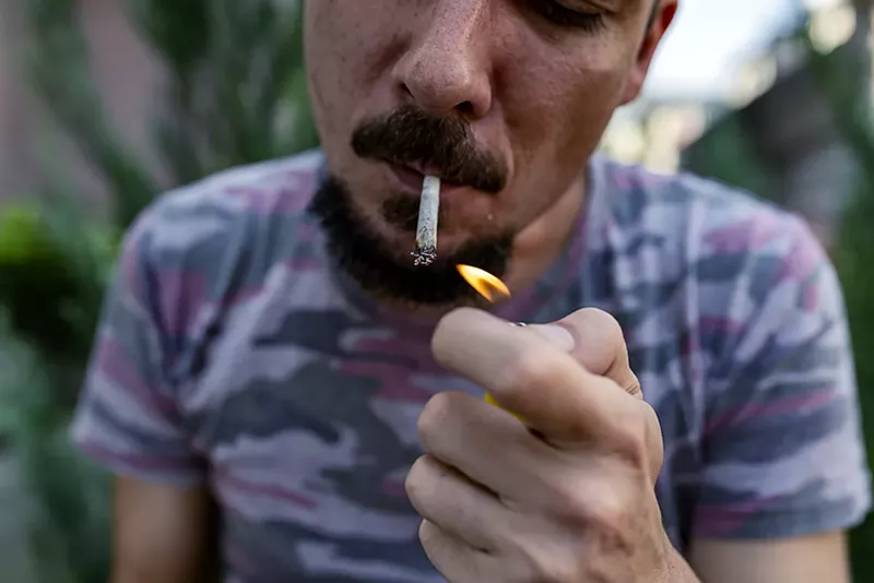 Image: Many Florida cannabis activists are refusing to sign the Make It Legal Florida petition, which does not allow citizens to grow their own weed.