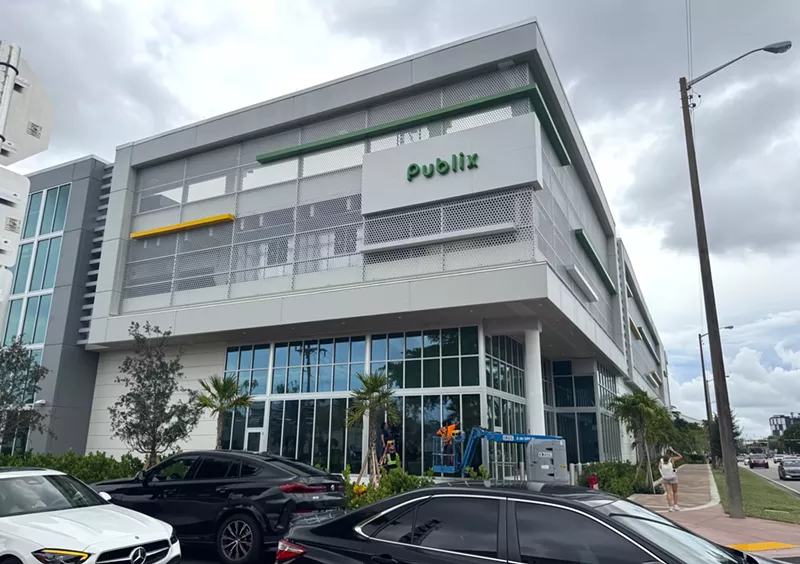 Image: A new two-story mega Publix Super Market will open in Coral Gables at Riviera Plaza on Thursday, September 25 with a large parking garage and dining area.