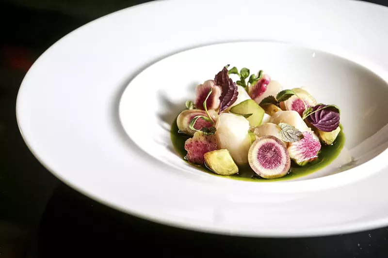 Image: Nantucket bay scallops aguachile