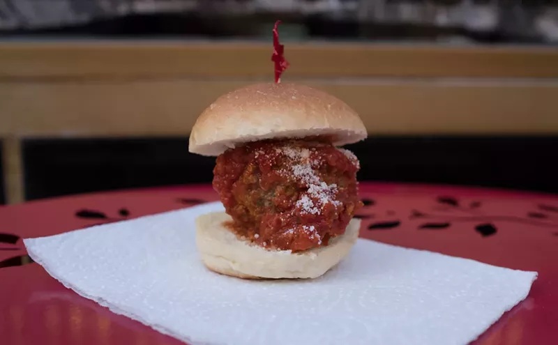 Image: NYC Sandwich Shop Regina's Grocery Comes to Miami Beach