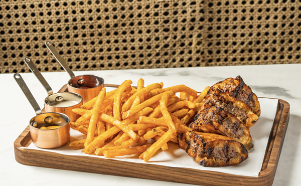 Image: Popular Mediterranean Chain to Open at Former Maty's in Midtown