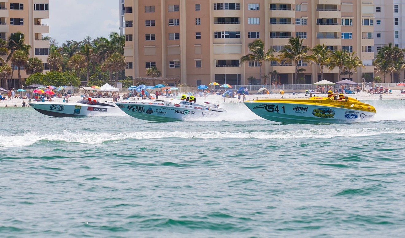Powerboats race in a Grand Prix.