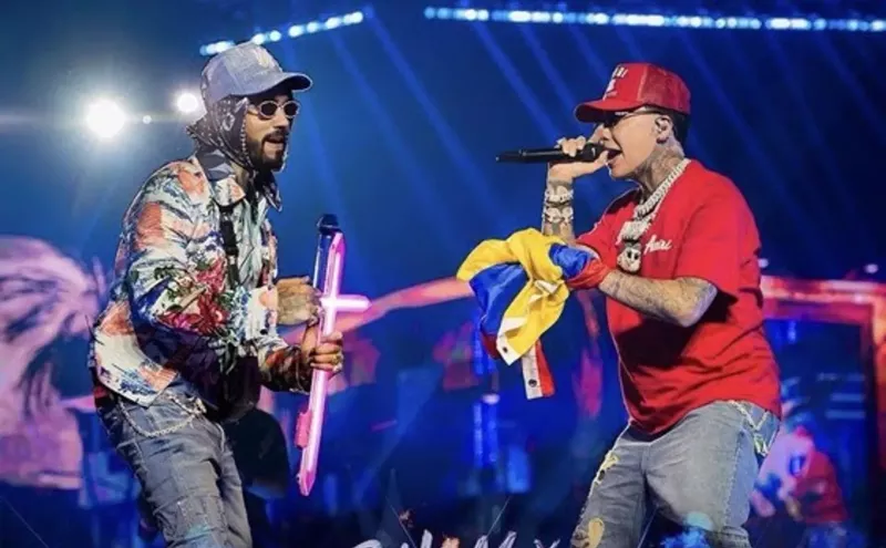 Image: Review: Anuel AA Brought Flash, Fire, and a Divided Crowd to Kaseya Center