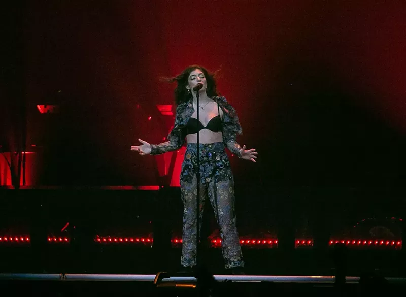 Image: See more photos from Lorde's show here.