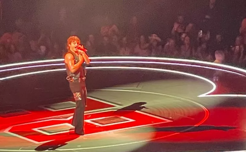 Image: Review: Sold Out Kaseya Center Flipped for Benson Boone