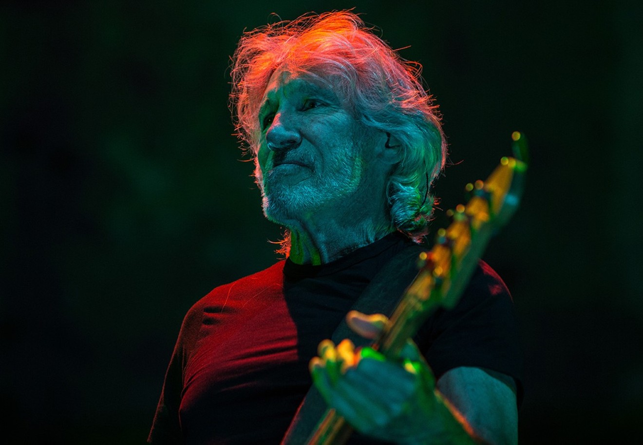 See more photos of Roger Waters' performance at the American Airlines Arena here.