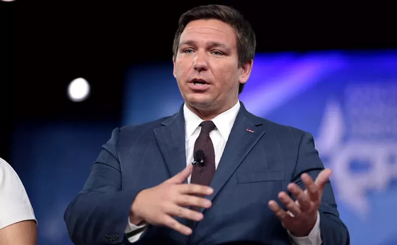 Image: Ron DeSantis Slammed Asylum Seekers While Speaking at Anti-Muslim Event