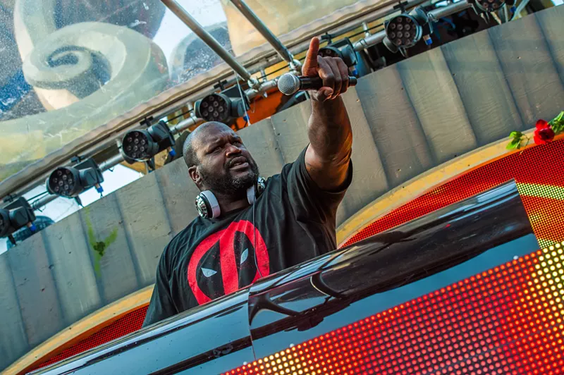 Image: Any party Shaq throws is huger than huge.