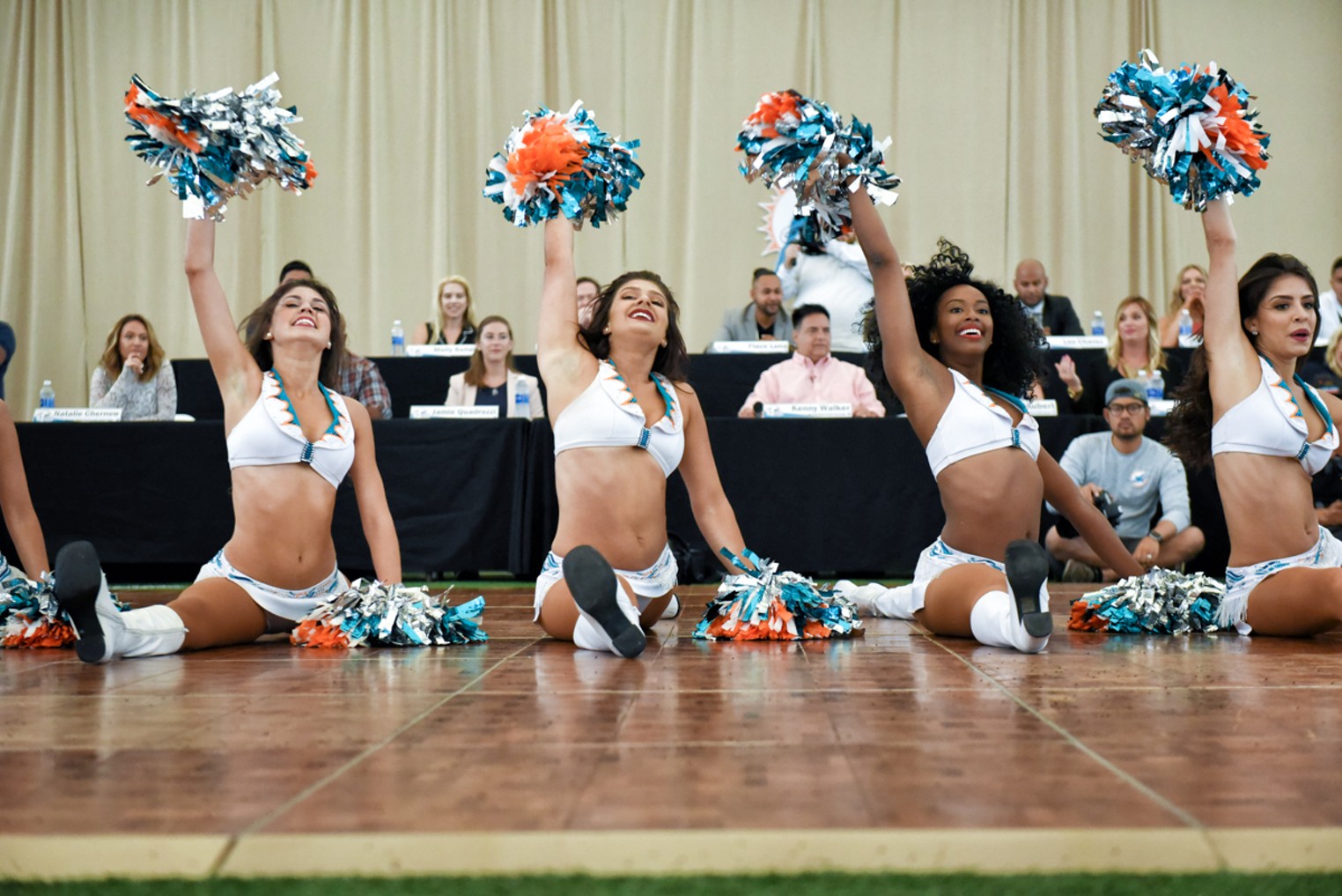 Big turnout for 2017 Miami Dolphins cheerleader auditions 