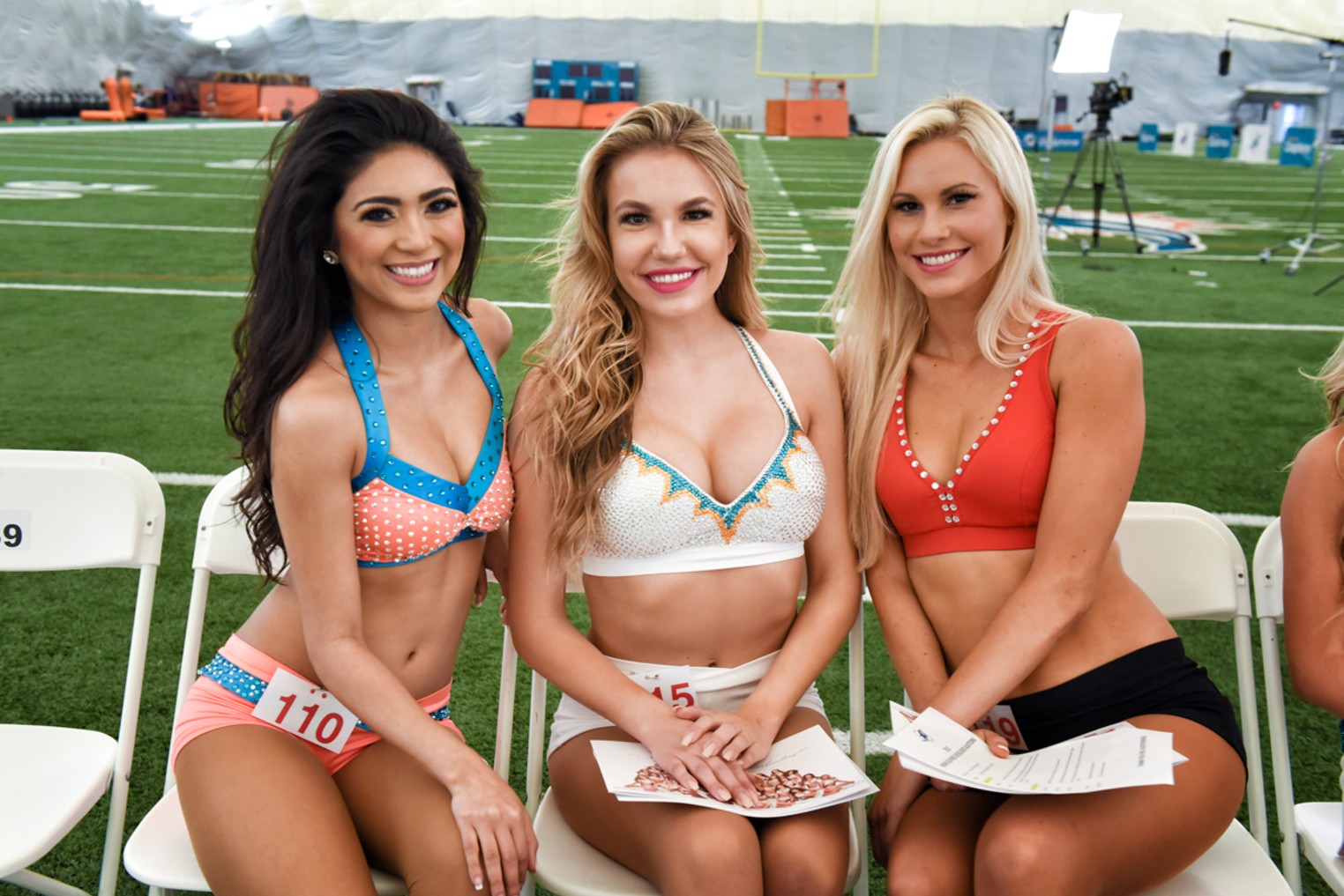 Big turnout for 2017 Miami Dolphins cheerleader auditions 