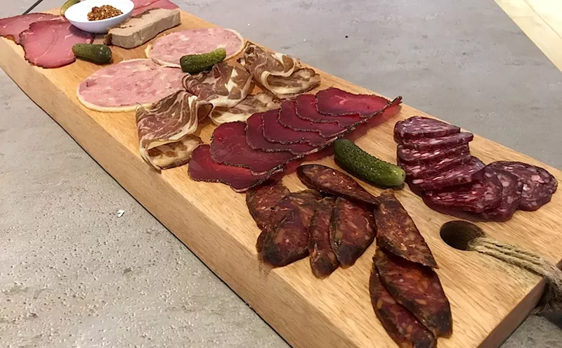 Image: Surfside's Harbour Bistro Sells Classic French Charcuterie Without the Pork