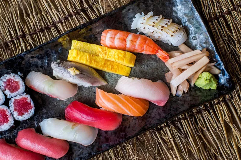 Image: A sushi platter with nigiri