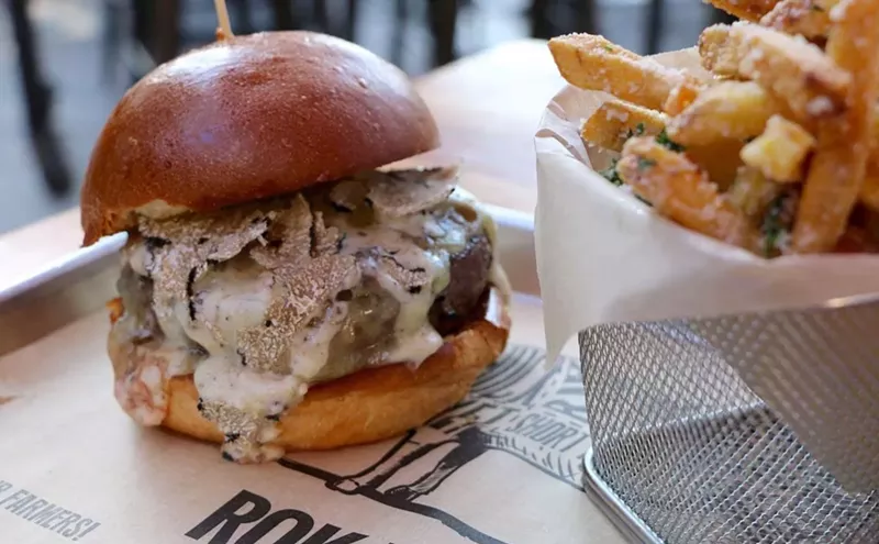 Image: The 12 Best South Florida Burgers to Celebrate National Burger Month