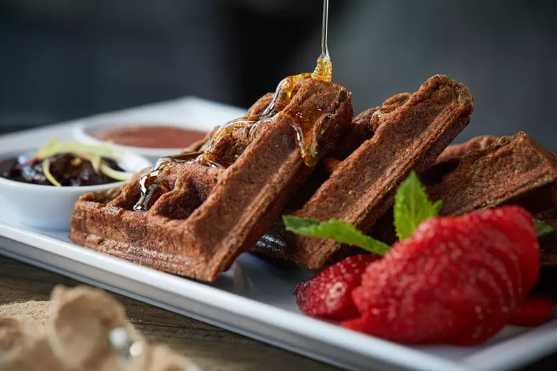 Image: Righteous waffles at Delicious Raw.