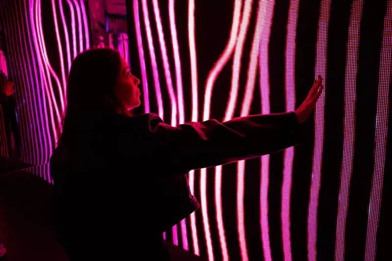 Image: "Magentaverse" at Artechouse: See Tuesda