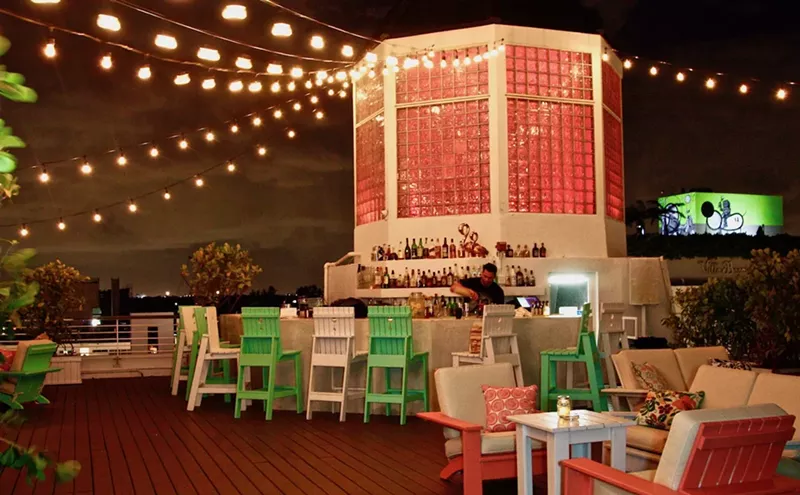 Image: The Cape at the Townhouse Hotel Gives Tacky Cocktails a New Twist