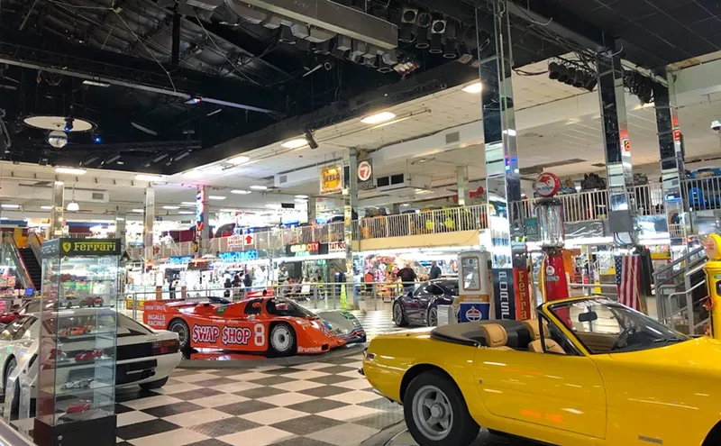 Image: The Eight Weirdest Things You Will Discover at the Swap Shop