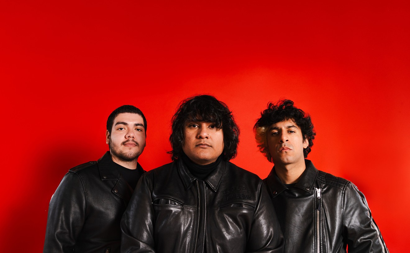 The Red Pears Bring Turn-of-the-Century Rock Energy to Gramps