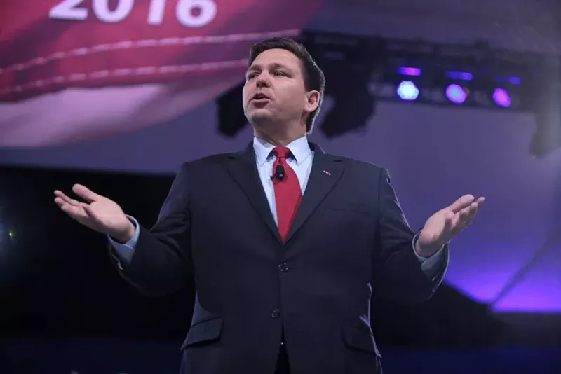 Image: Can you picture DeSantis holding a joint in his right hand?