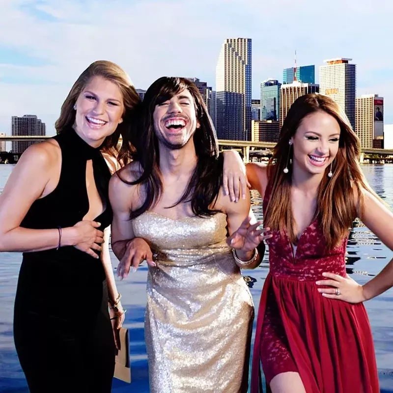 Image: Helllllloooooooooo! Did you think we'd forget the girls?