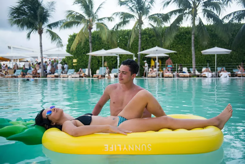 Image: Get sun, not stressed.