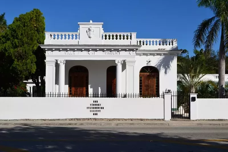 Image: Villa Paula's website invites visitors to learn about Paula Milord, "who died tragically after a leg amputation and was buried in the garden."