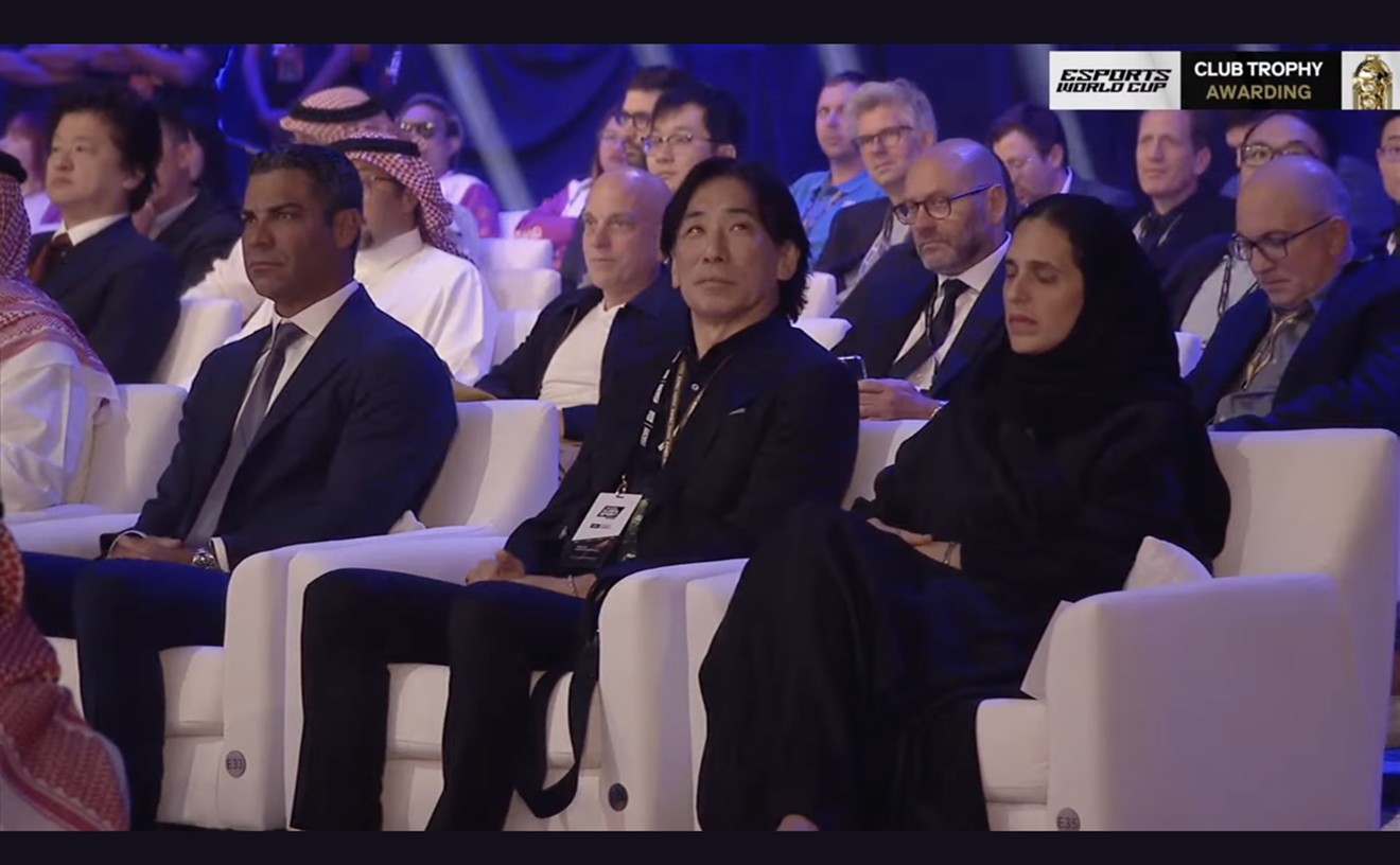 The Wanderer: Mayor Suarez Photobombs Esports World Cup in Saudi Arabia