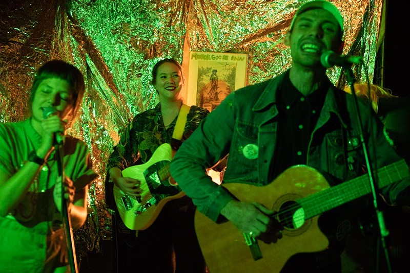 Jesus Vio (right) performs at the Motorgoose Inn in Hadley, Massachusetts.