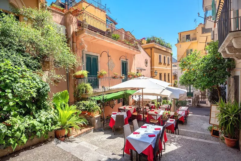 Image: You might not be able to dine in Sicily this summer, but you can have a Sicilian dining experience.
