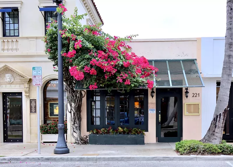 Image: The sign for Ta-Boo has been removed to make way for chef and restaurateur Thomas Keller's newest establishment in Palm Beach.