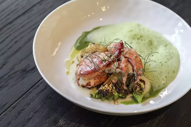 Image: Lobster with green curry sauce