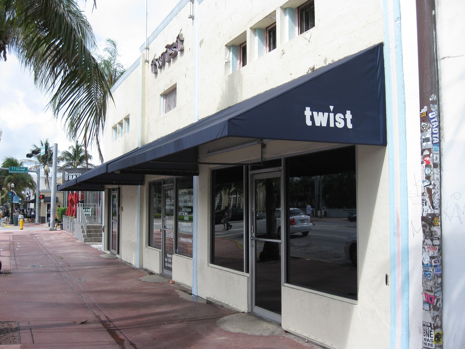 what is the cover charge for twist gay bar miami