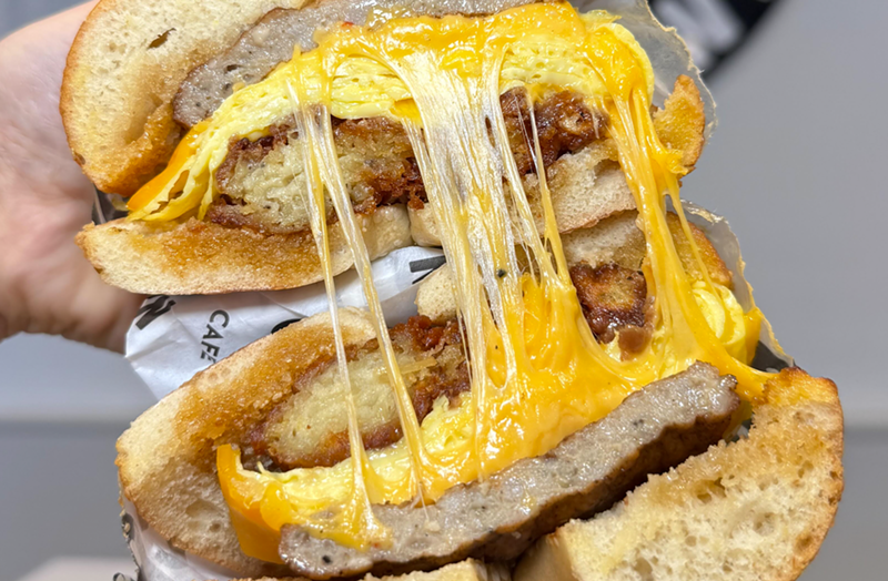 Image: two cheesy bagels