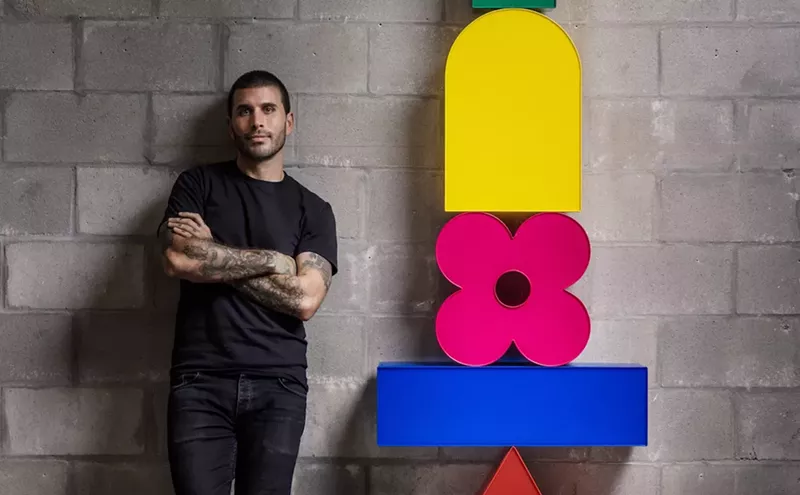 Image: Typoe Builds on His Work in "Die Form" at Primary