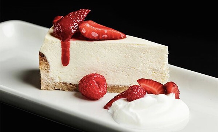 Keto cheesecake and berries. - IPIC ENTERTAINMENT