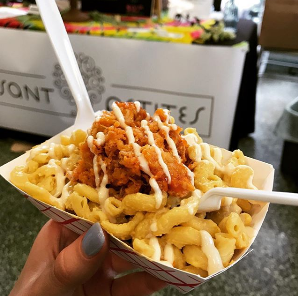 The most guilt-free mac and cheese you'll ever eat. - VEGANDALE FESTIVAL