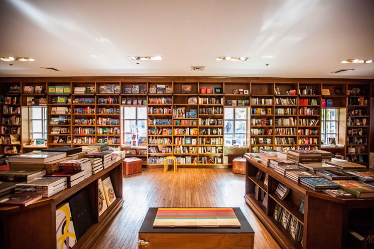 Books & Books in Coral Gables. - JOHNNY LOUIS/ JLN PHOTOGRAPHY