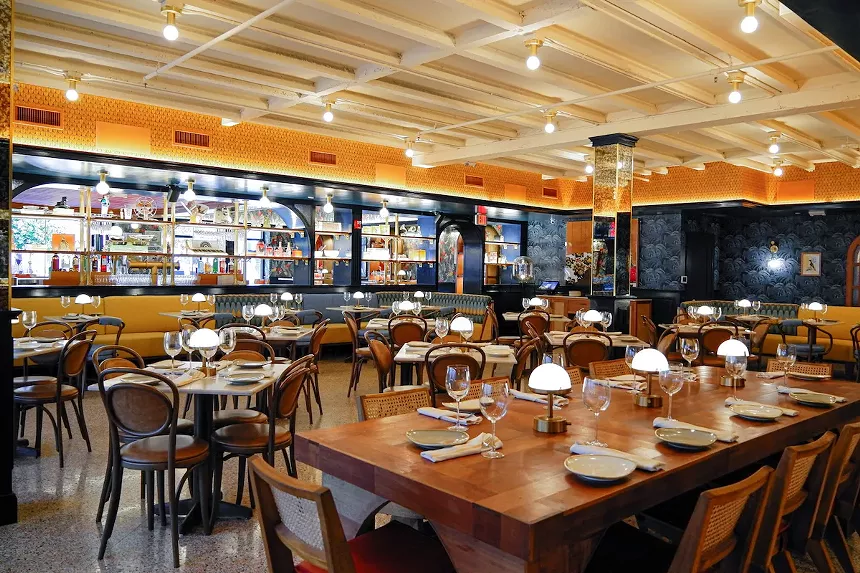 Comedor de Red Rooster. - FOTO CORTESÍA DE RED ROOSTER OVERTOWN