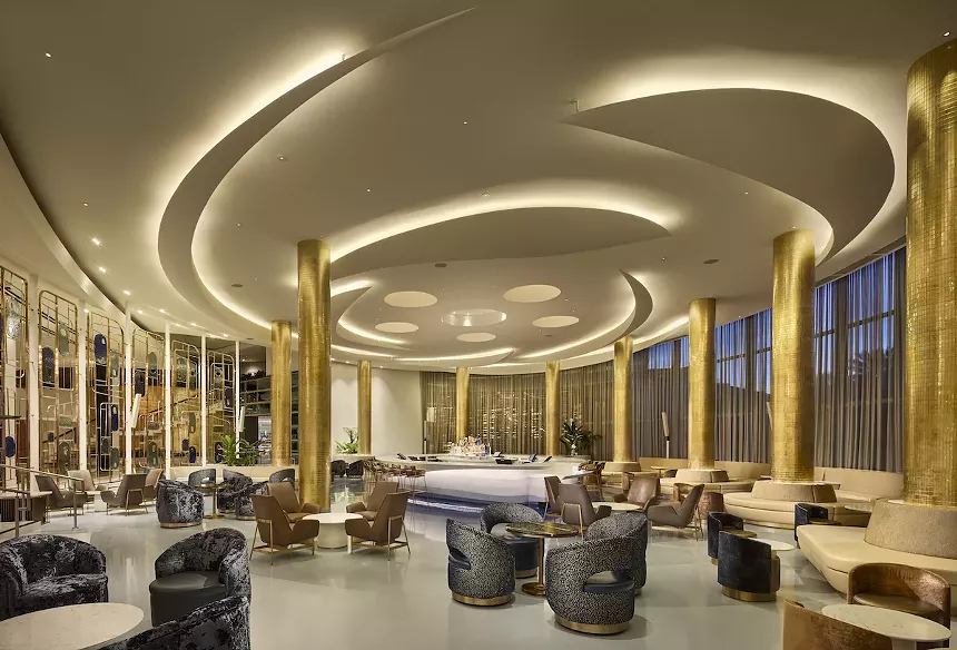 The Fontainebleau - PHOTOGRAPH COURTESY OF FONTAINEBLEAU MIAMI BEACH