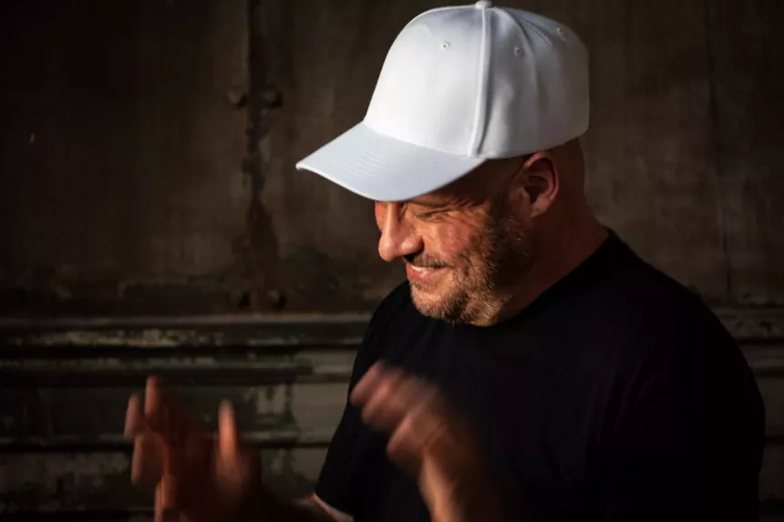 DJ Danny Tenaglia claps his hands