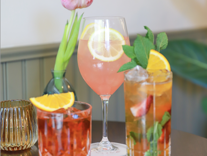 Cocktails with garnish