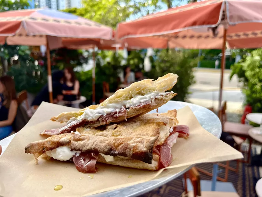 Sandwich outdoors