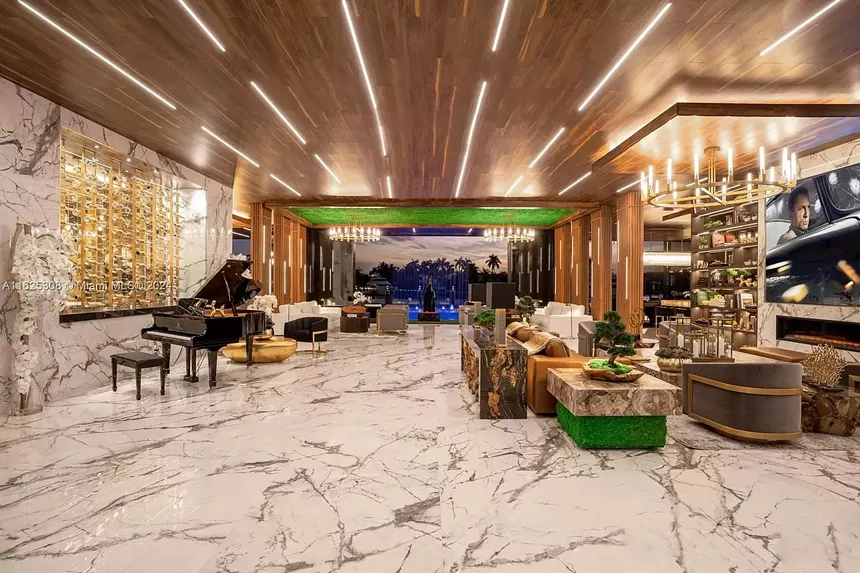 Interior of $48 million mansion in Fort Lauderdale