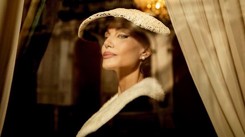 Still of Angelina Jolie in Maria