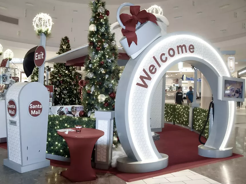 Santa area at Dadeland Mall