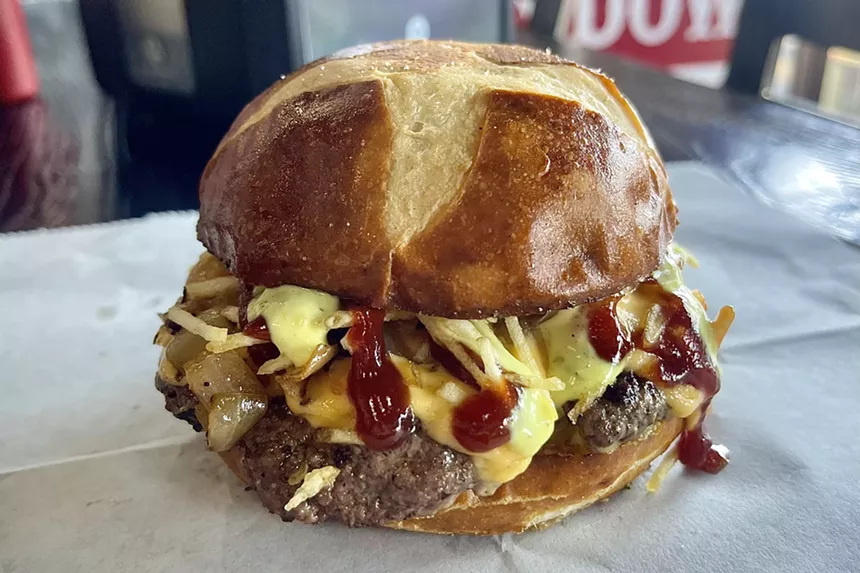 cheeseburger