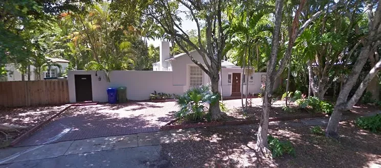 The Onaway Drive home rented by Steve Bannon and his ex-wife Diane Clohesy in 2015. - VIA GOOGLE EARTH